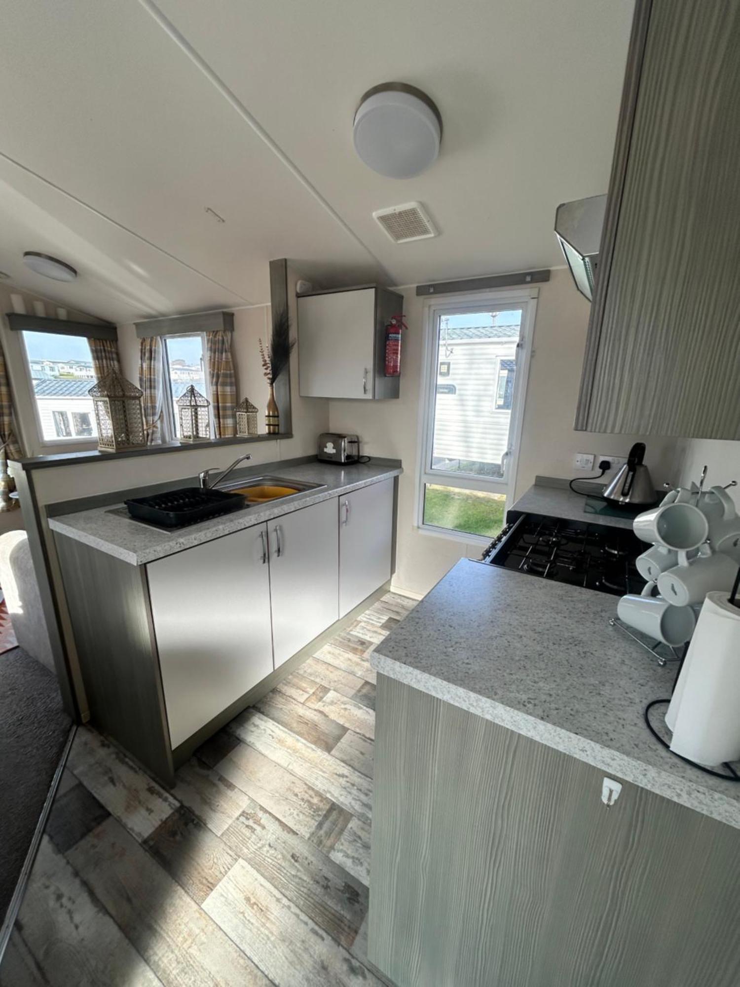 Littlesea Haven Weymouth Exterior foto